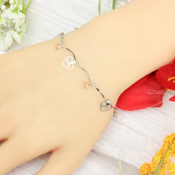 "Trendy Handmade Bracelet – A Thoughtful Gift for Girls & Women | UNVRC1002 - Picture 5 of 10